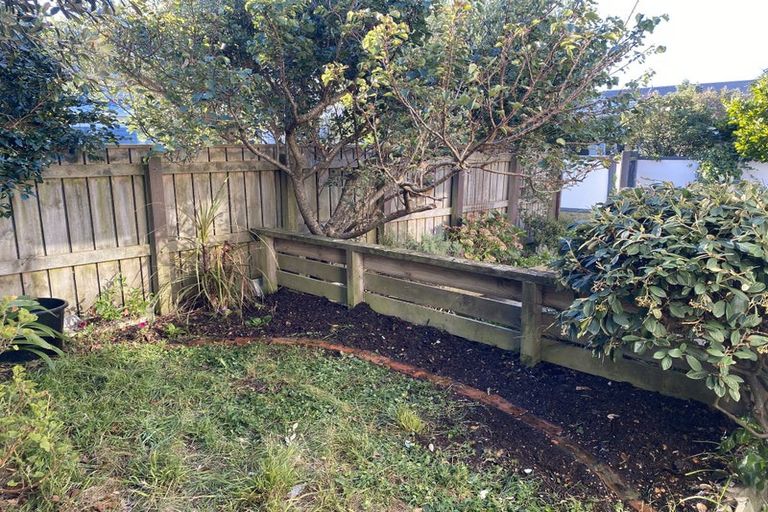 Photo of property in 1/67 Hector Street, Seatoun, Wellington, 6022