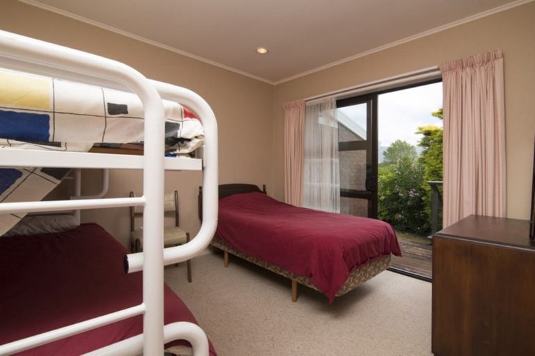 Photo of property in 243a Waikawa Road, Waikawa, Picton, 7220