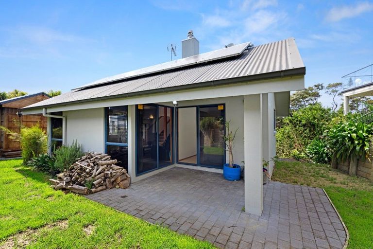 Photo of property in 28 Owen Place, Omokoroa, 3114