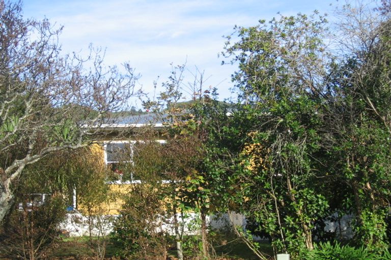 Photo of property in 8 Dalton Grove, Stokes Valley, Lower Hutt, 5019