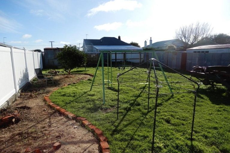 Photo of property in 9 Princes Street, Hawera, 4610