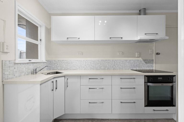 Photo of property in 38a Taradale Road, Marewa, Napier, 4110