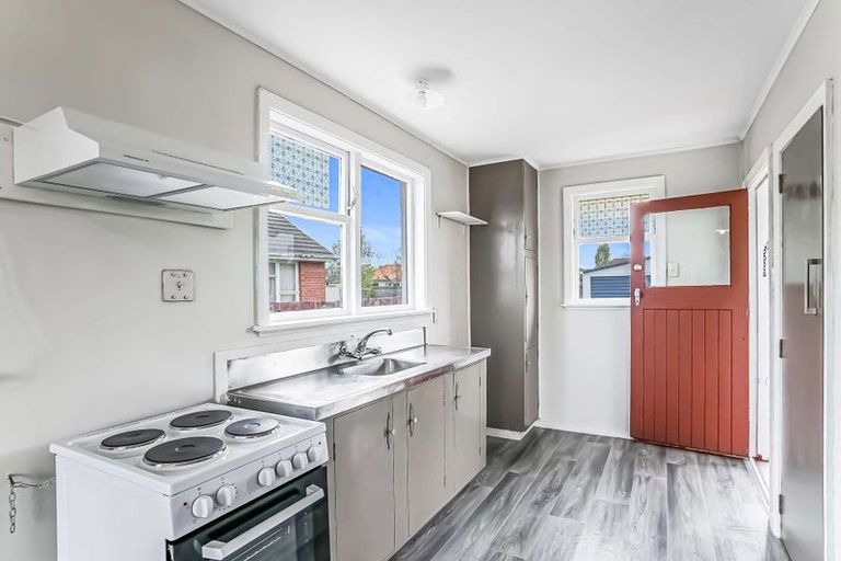 Photo of property in 6 Portchester Street, Aranui, Christchurch, 8061