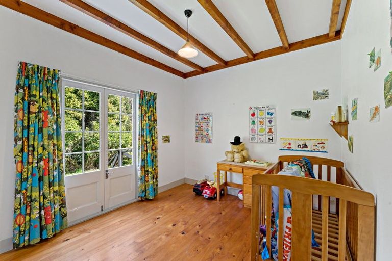 Photo of property in 69 Valley Road, Waimauku, 0881