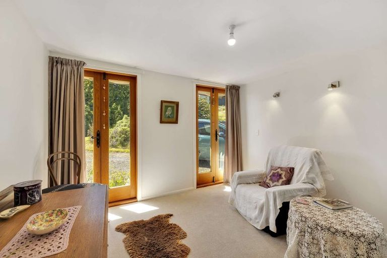 Photo of property in 17 Oxford Street, Waikari, 7420