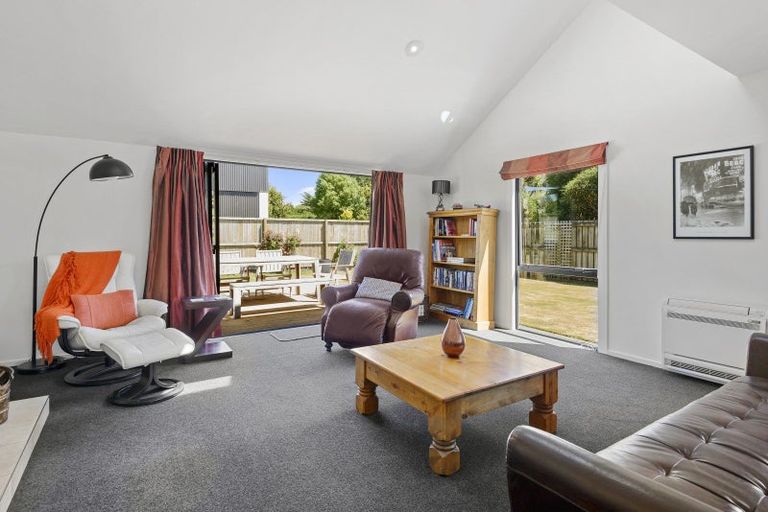 Photo of property in 16 Devon Crescent, Darfield, 7510