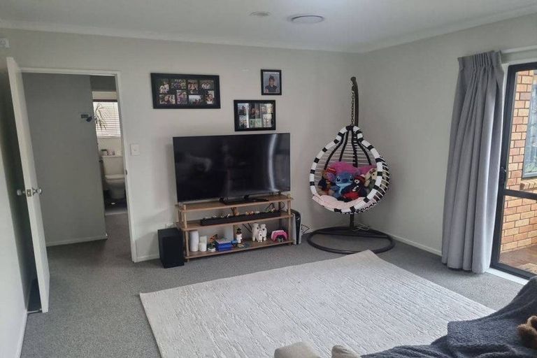 Photo of property in 11 Northmeadow Drive, Rototuna, Hamilton, 3210