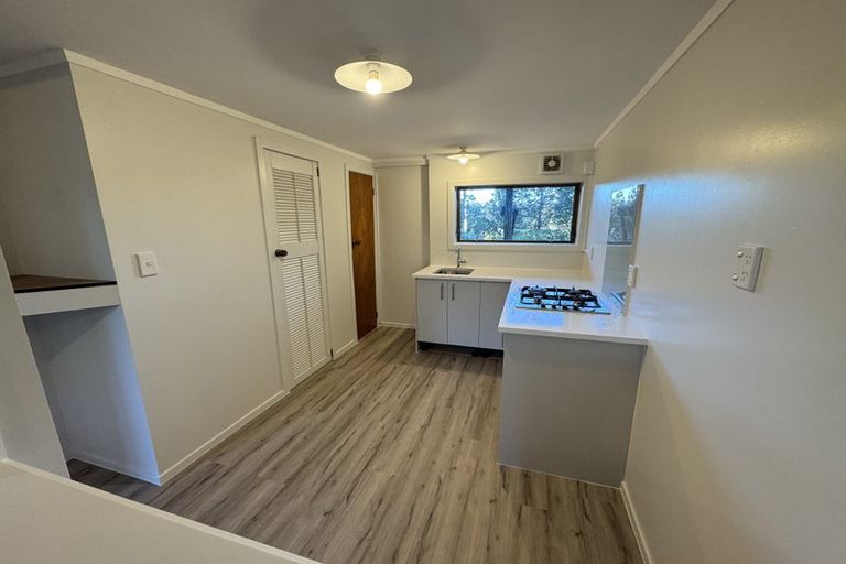 Photo of property in 74 Crows Road, Swanson, Auckland, 0614