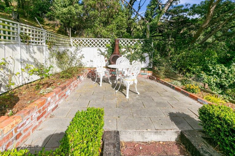 Photo of property in 22 Tannadyce Street, Strathmore Park, Wellington, 6022