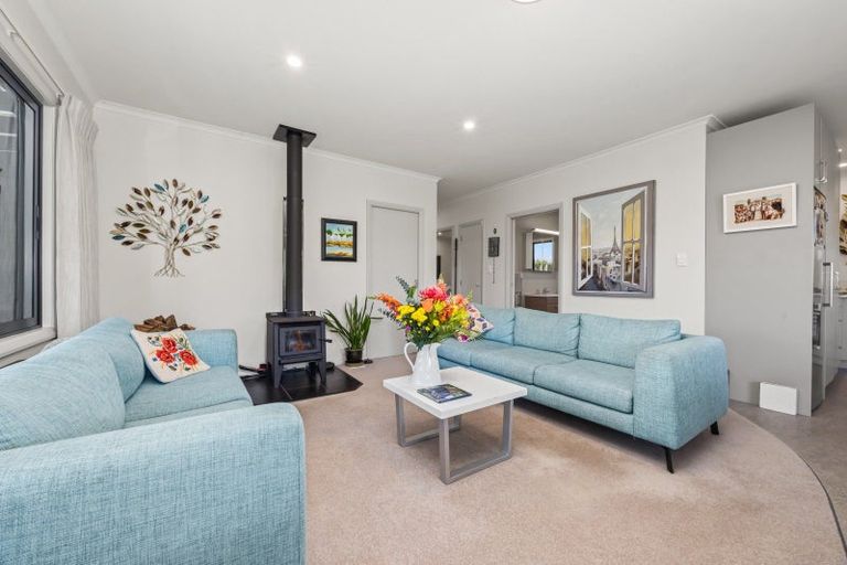 Photo of property in 85 Papaitonga Lake Road, Ohau, 5570