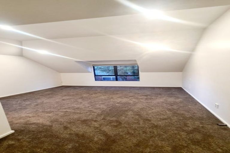 Photo of property in 10b Swanleigh Place, Ilam, Christchurch, 8041