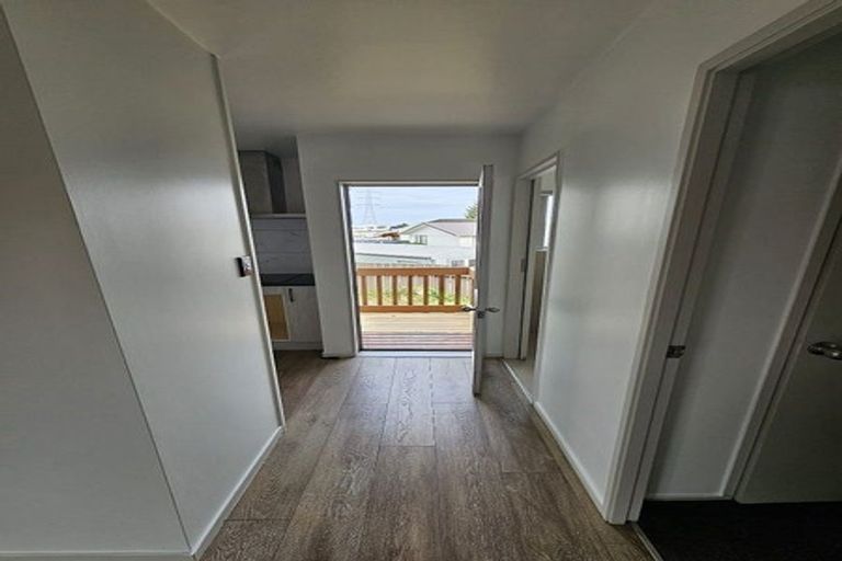 Photo of property in 2/29 Takanini Road, Takanini, 2112