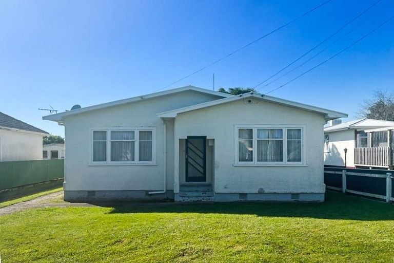 Photo of property in 3 Emerson Street, Aramoho, Whanganui, 4500