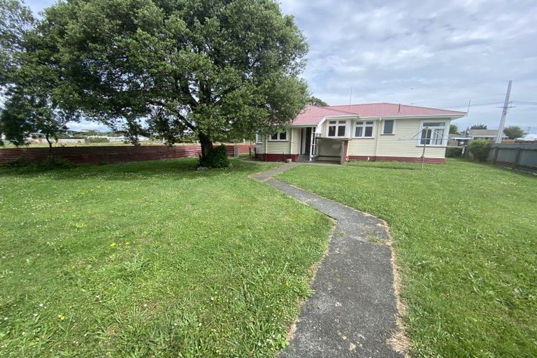 Photo of property in 15 Union Street, Foxton, 4814