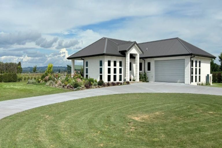 Photo of property in 60 Turangi Road, Motunui, Waitara, 4383