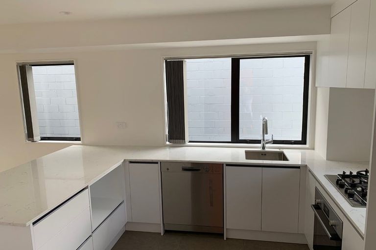 Photo of property in 94d Bay Street, Red Beach, 0932