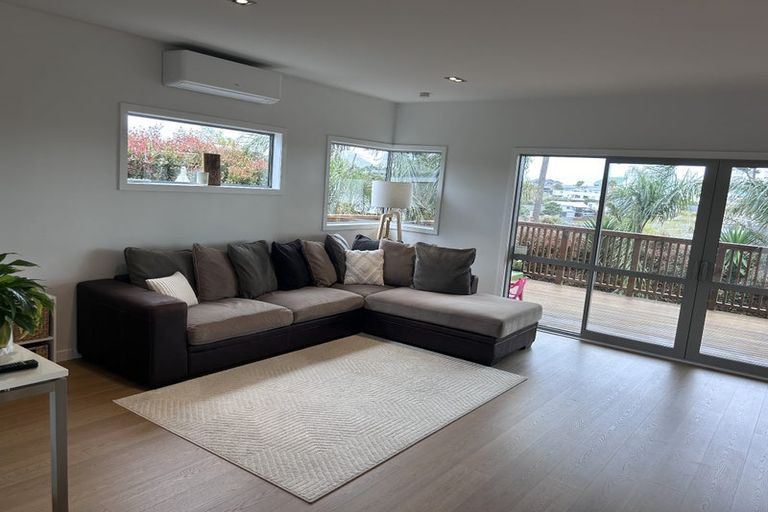 Photo of property in 22 Tiri Road, Manly, Whangaparaoa, 0930