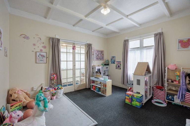 Photo of property in 3 Andrew Street, Marewa, Napier, 4110