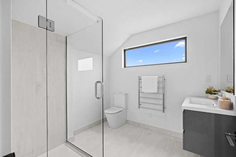 Photo of property in 115c Lincoln Road, Addington, Christchurch, 8024