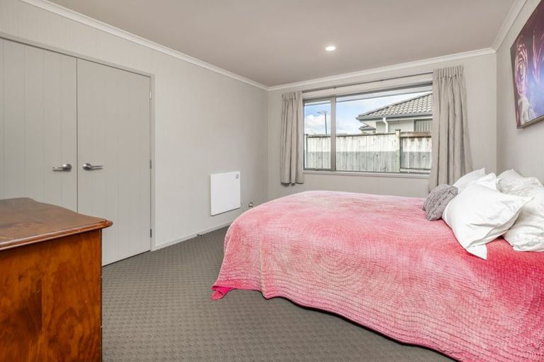 Photo of property in 16 Silkwood Crescent, Karaka, Papakura, 2113