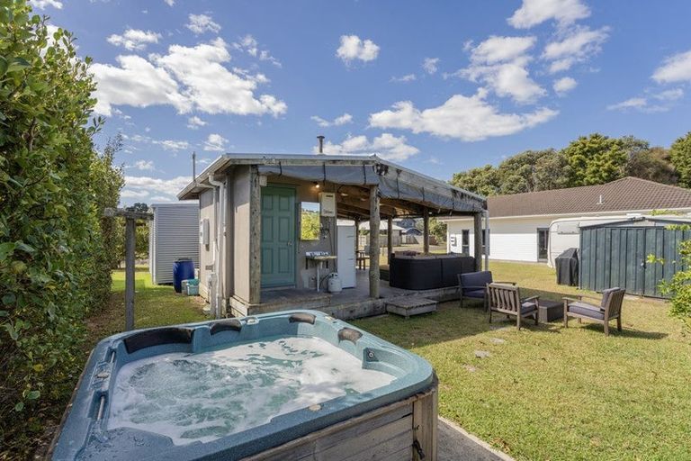 Photo of property in 13 Motukorure Parade, Cooks Beach, Whitianga, 3591