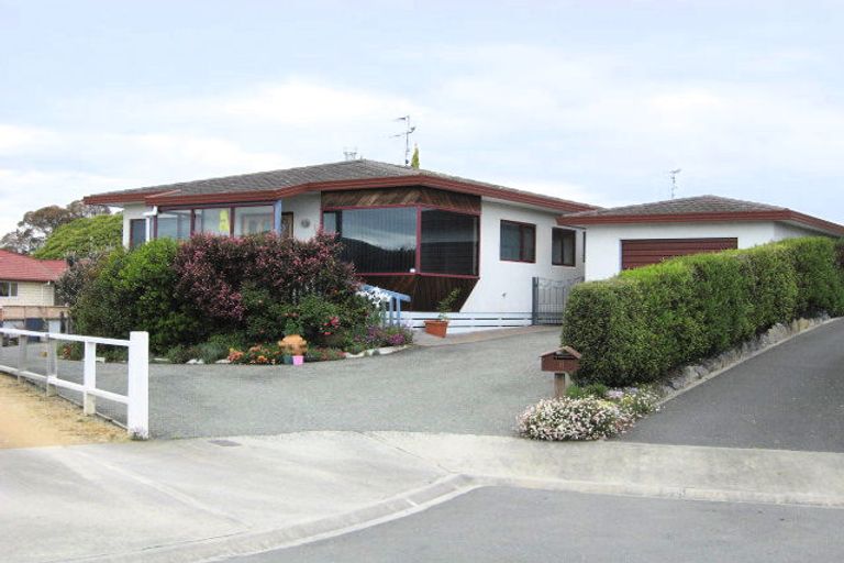 Photo of property in 8 James Cross Place, Mapua, 7005