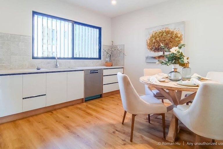 Photo of property in 5 Ngaru Way, Orewa, 0931