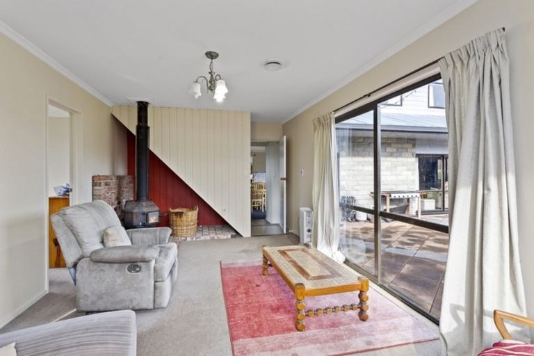 Photo of property in 23 Burnett Street, Oxford, 7430