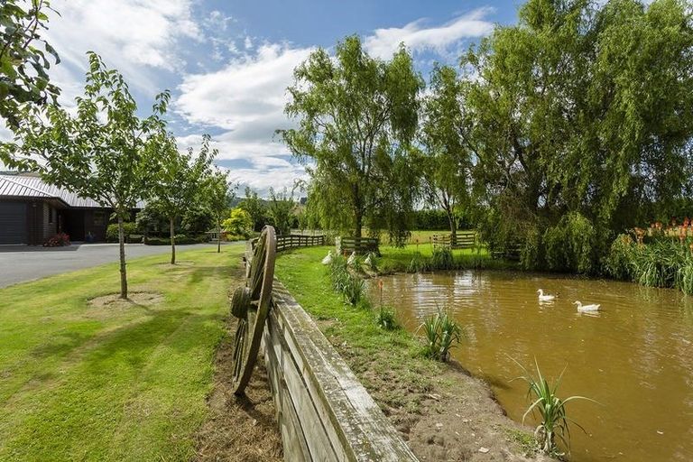 Photo of property in 87 Tirohanga Road, North Taieri, Mosgiel, 9092