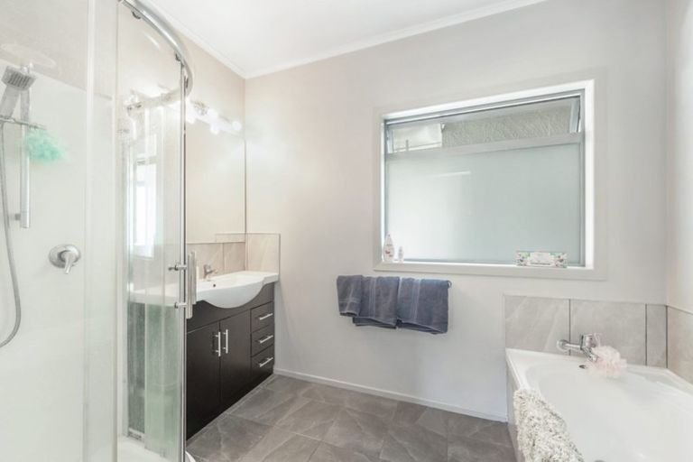 Photo of property in 10 Turnbull Crescent, Morrinsville, 3300