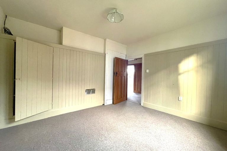 Photo of property in 10 Peverel Street, Riccarton, Christchurch, 8011