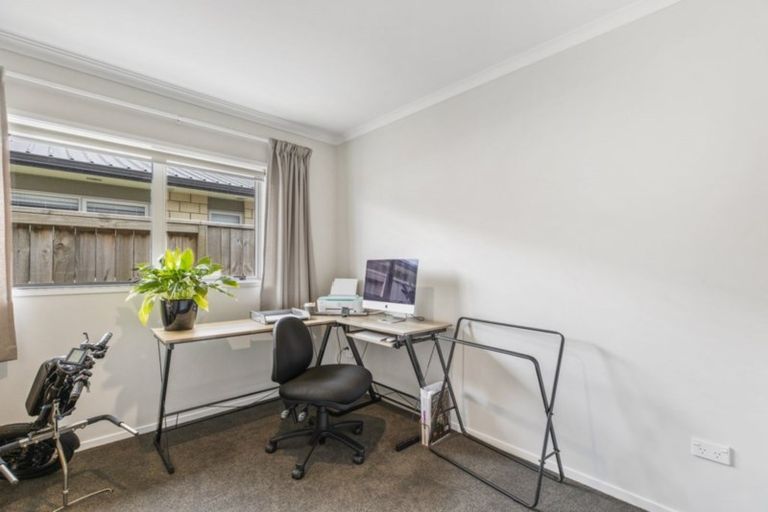 Photo of property in 10 Fuller Street, Papamoa Beach, Papamoa, 3118