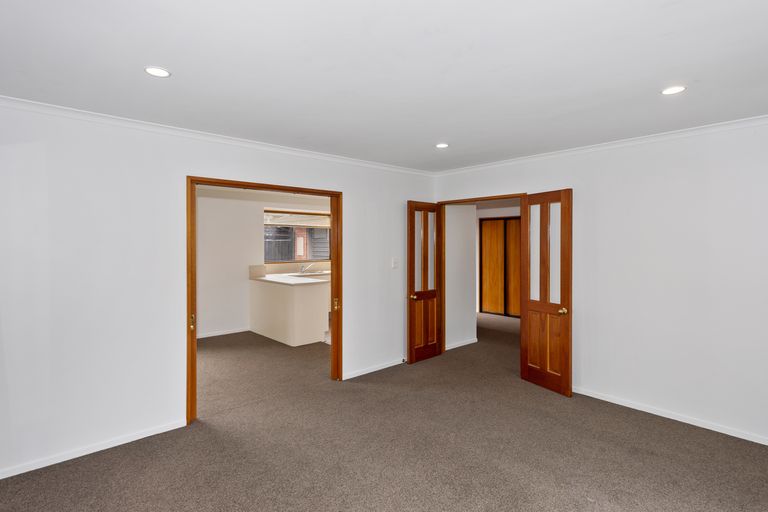 Photo of property in 30 Jennifer Street, Bryndwr, Christchurch, 8053