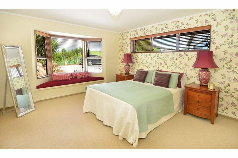 Photo of property in 275a Rimmer Road, Helensville, 0875