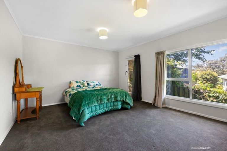 Photo of property in 4 Dormar Place, Churton Park, Wellington, 6037