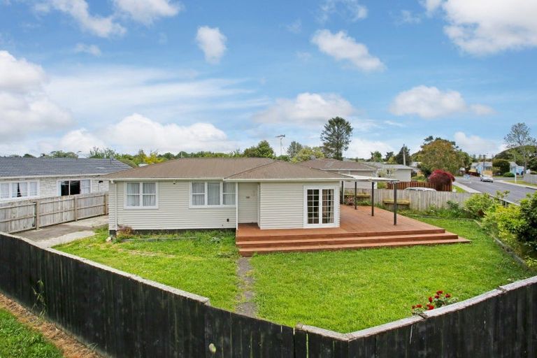 Photo of property in 1/1 Cooper Place, Papakura, 2110