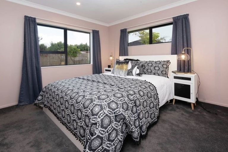 Photo of property in 6 Kilbaha Close, East Tamaki, Auckland, 2013