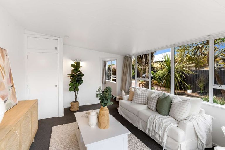 Photo of property in 16 Cottonwood Street, Parklands, Christchurch, 8083