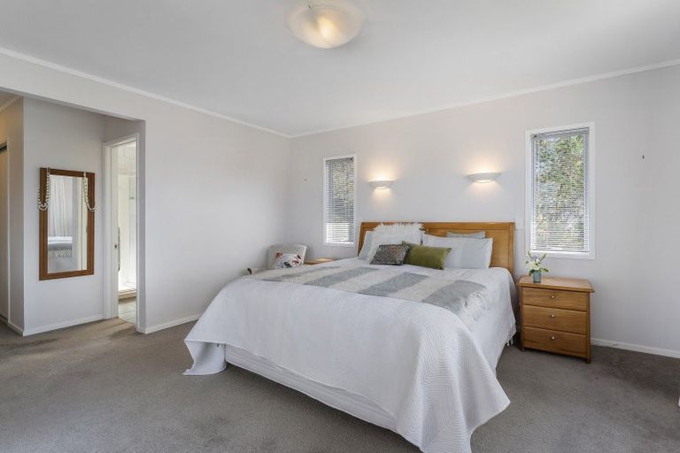 Photo of property in 26 Judkins Crescent, Cockle Bay, Auckland, 2014