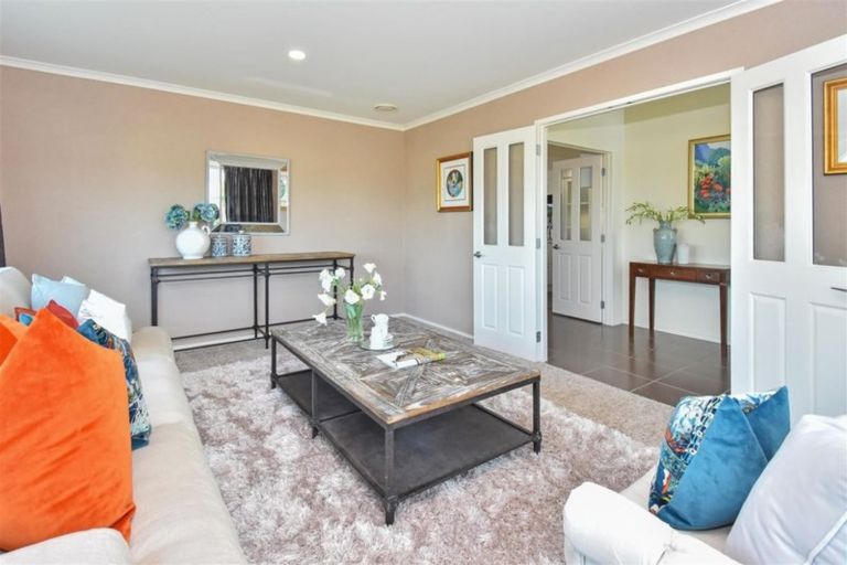 Photo of property in 1 Aufidius Place, Pukekohe, 2120