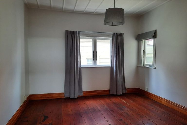 Photo of property in 52 Dean Street, Grey Lynn, Auckland, 1021