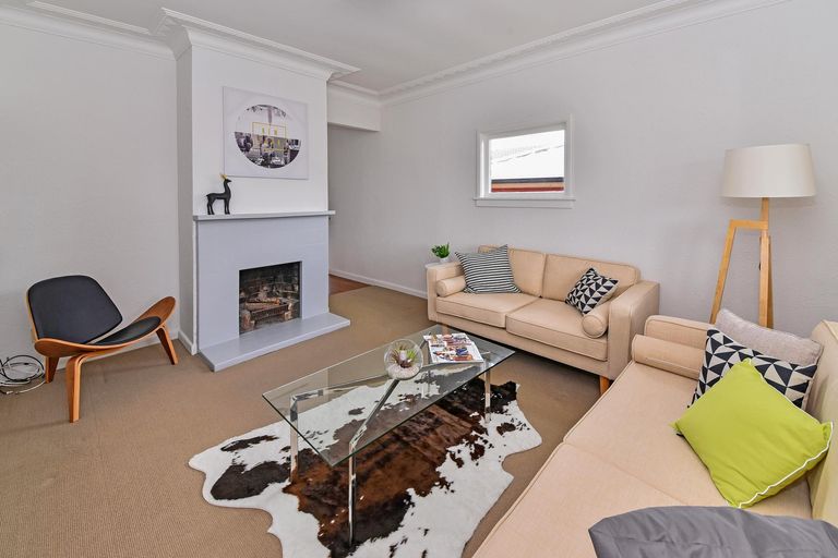 Photo of property in 117 Wallace Road, Mangere Bridge, Auckland, 2022