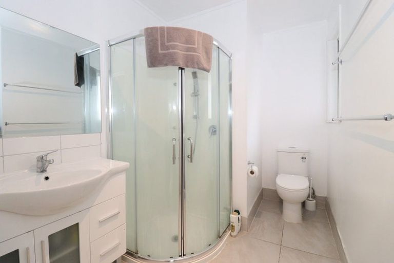 Photo of property in 16 Studfall Street, Pakuranga Heights, Auckland, 2010