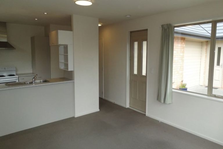 Photo of property in 2/1 Blairdon Place, Bishopdale, Christchurch, 8053