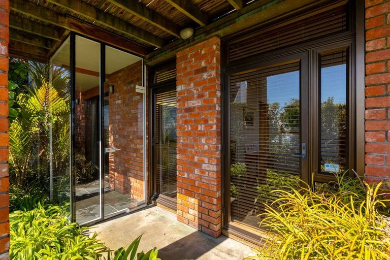Photo of property in 137 Princes Drive, Britannia Heights, Nelson, 7010