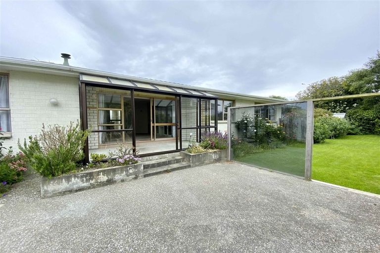 Photo of property in 33 Kildare Drive, Waikiwi, Invercargill, 9810