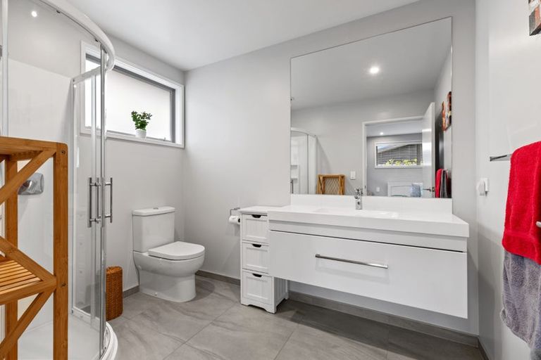 Photo of property in 35 Saint Pauls Drive, Brookfield, Tauranga, 3110