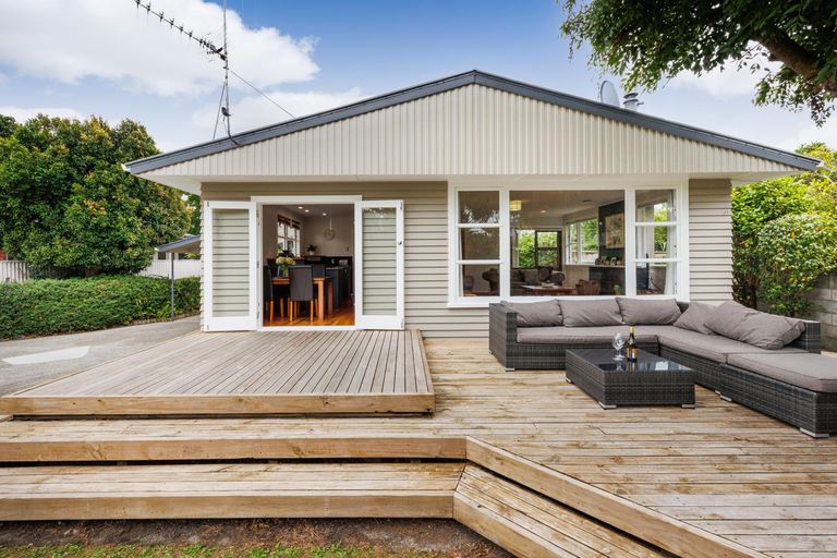 Photo of property in 3 Buick Crescent, Awapuni, Palmerston North, 4412