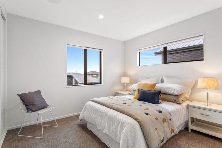 Photo of property in 17 Lady Mckenzie Mews, Takanini, 2112