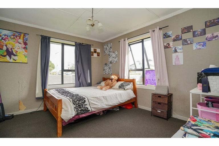 Photo of property in 64 Price Street, Grasmere, Invercargill, 9810